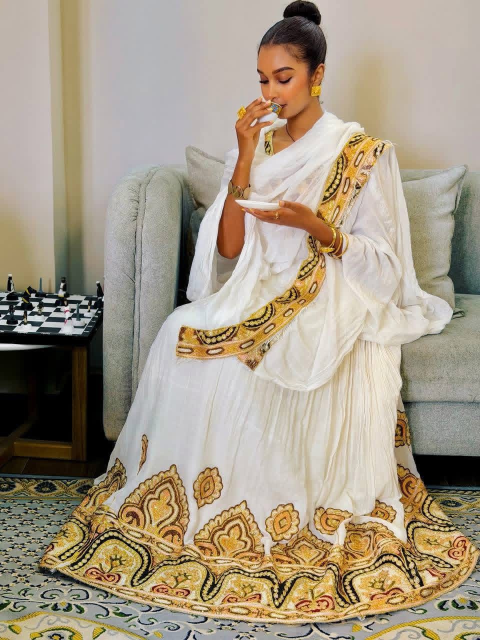 Habesha Kemis 14