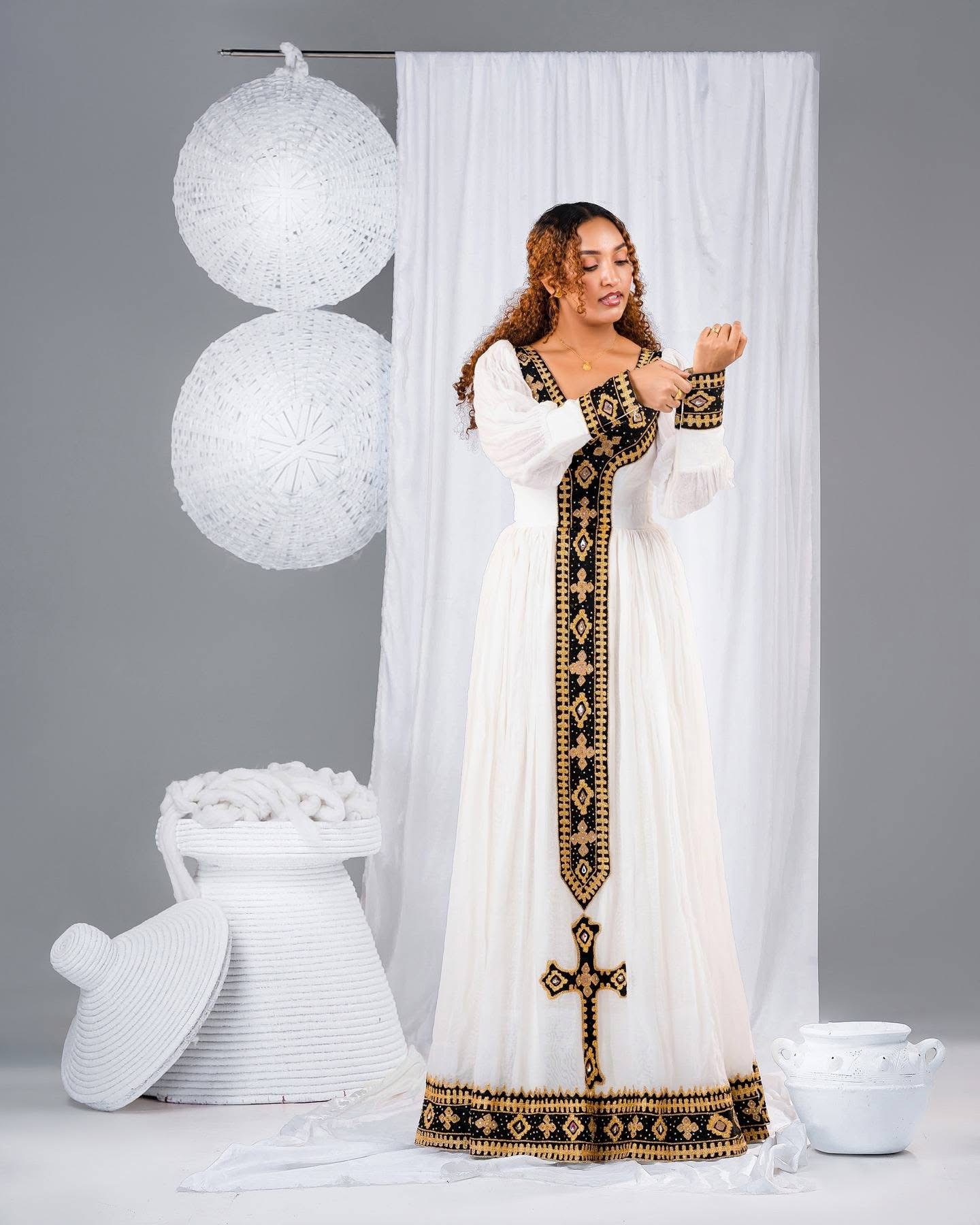 Habesha Kemis 12